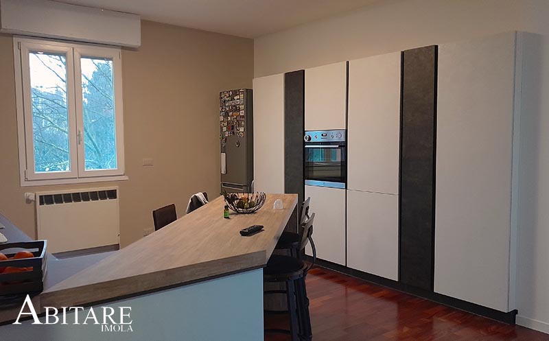 arredamento imola snaidero oikos cucine arreda arredare case cucina interior de4sign penisola legno cucina bicolore penisola inclinata sgabelli