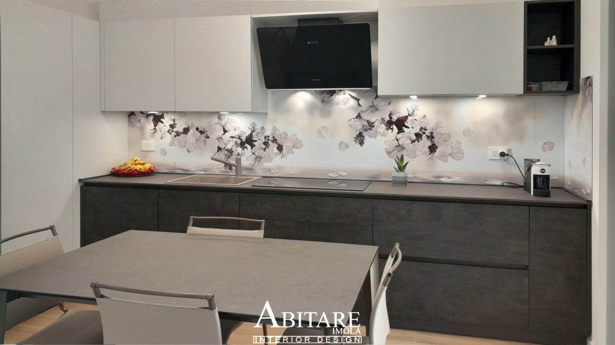 arredamento cucine cucina imola piano induzione cappa vetro schienale effetto cemento bronzo