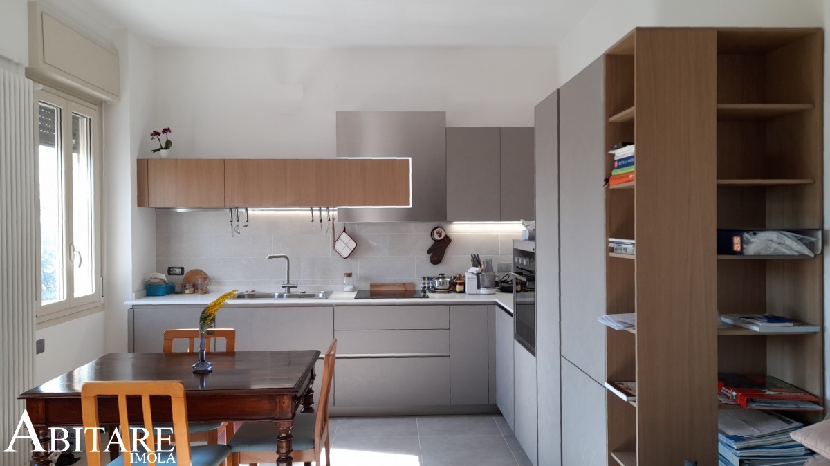 cucina imola snaidero piano dekton induzione dispensa libreria arredare casa way rovere tortora bologna