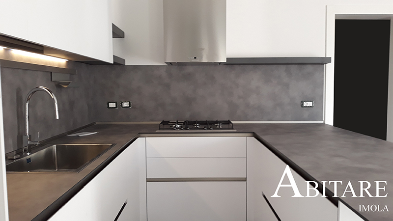 effetto cmento cucina bianca arredare casa arredamento imola bologna faenza lugo cucine bianca senza maniglia snaidero way