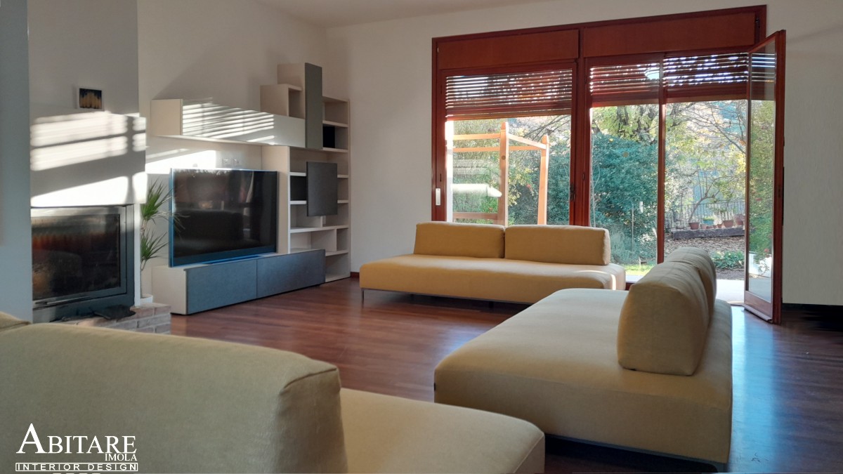 soggiorno in villa arredamento imola bologna abitare imola divano centro stanza mobile tv vetrata bologna faenza lugo
