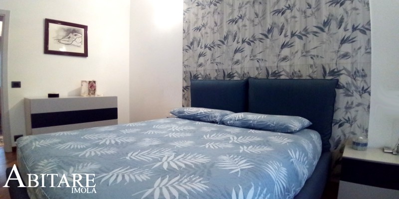 arredamento arredare casa fogliage foglie letto imbottito contenitore blu camera da letto imola bologna faenza como