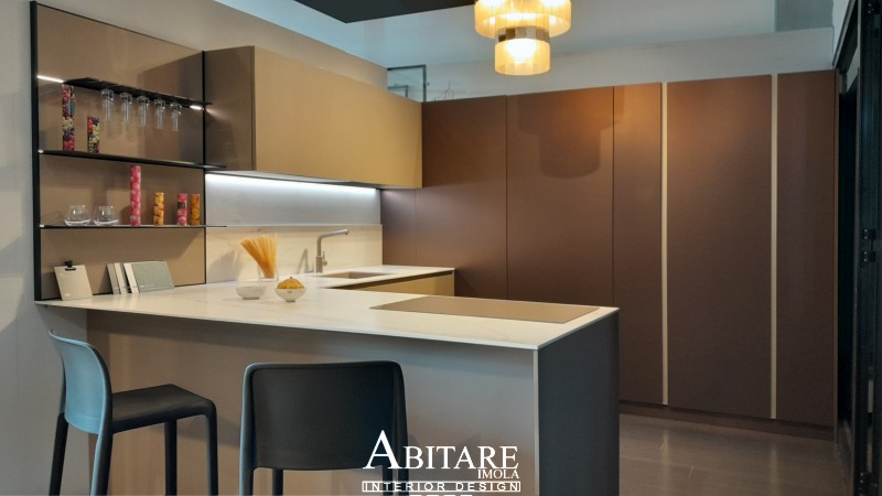 arredare casa imola snaidero cucine moderna senza maniglia armadiature dispensa piano ceramica induzione